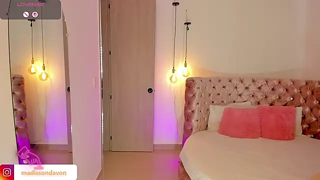 madisson davon online show from January 18, 2026, 3:15 pm