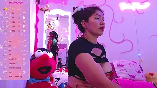 Snapshot of dainaflowers chatting on October 12, 2025, 5:20 am dainaflowers online show from October 12, 2025, 5:20 am