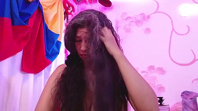 Snapshot of dainaflowers chatting on September 12, 2025, 3:17 am dainaflowers online show from September 12, 2025, 3:17 am