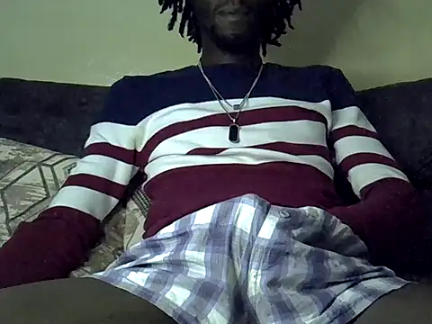 Snapshot of Delicious-D chatting on April 18, 2026, 10:10 pm Delicious-D online show from April 18, 2026, 10:10 pm
