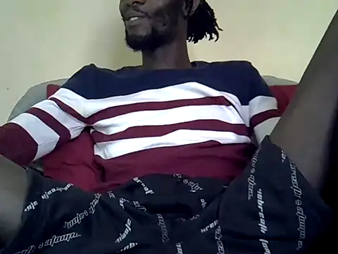 Snapshot of Delicious-D chatting on May 15, 2026, 7:06 am Delicious-D online show from May 15, 2026, 7:06 am