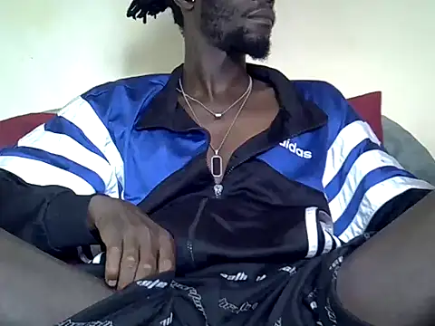 Snapshot of Delicious-D chatting on May 9, 2026, 7:12 am Delicious-D online show from May 9, 2026, 7:12 am