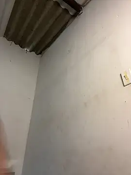 Snapshot of Scarlett_811 chatting on February 24, 2026, 8:10 pm Scarlett 811 online show from February 24, 2026, 8:10 pm