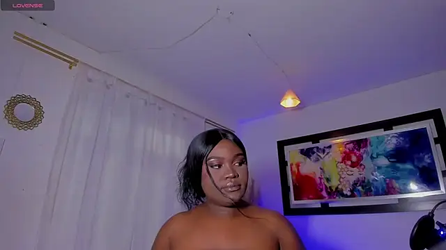 Snapshot of Scarlett_811 chatting on November 18, 2025, 8:56 pm Scarlett 811 online show from November 18, 2025, 8:56 pm