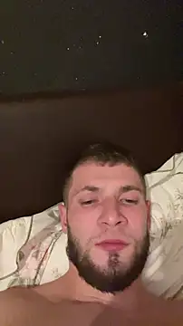 Snapshot of jimmyy_ chatting on December 16, 2025, 8:35 pm jimmyy online show from December 16, 2025, 8:35 pm