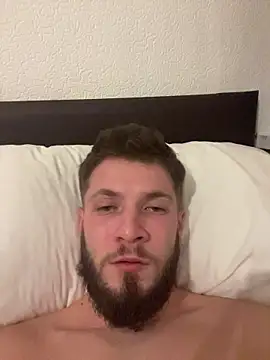 Snapshot of jimmyy_ chatting on February 8, 2026, 10:40 pm jimmyy online show from February 8, 2026, 10:40 pm