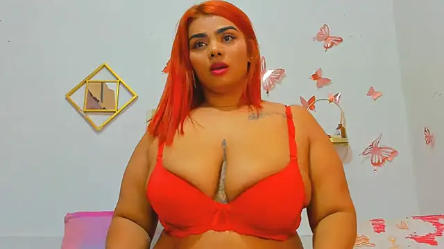 Snapshot of AnahiSmitth chatting on September 20, 2025, 6:46 pm AnahiSmitth online show from September 20, 2025, 6:46 pm