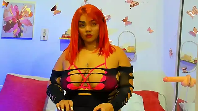 Snapshot of AnahiSmitth chatting on December 19, 2025, 12:14 am AnahiSmitth online show from December 19, 2025, 12:14 am