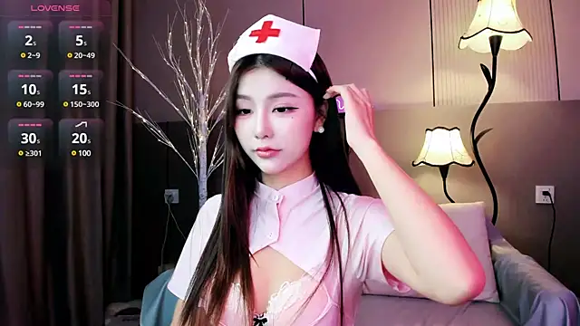 Snapshot of Momoever123456 chatting on March 6, 2025, 1:57 pm Momoever123456 online show from March 6, 2025, 1:57 pm