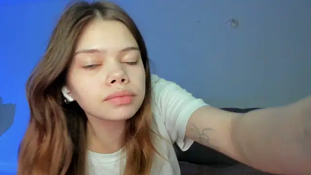 Snapshot of chansetolove chatting on November 21, 2025, 7:02 pm chansetolove online show from November 21, 2025, 7:02 pm