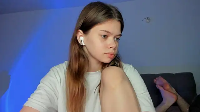 Snapshot of chansetolove chatting on January 14, 2026, 2:09 pm chansetolove online show from January 14, 2026, 2:09 pm