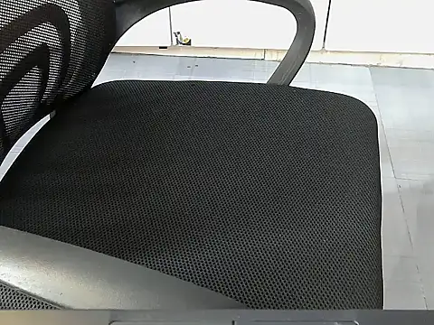 Snapshot of Destiny_Desire chatting on October 30, 2025, 11:56 pm Destiny Desire online show from October 30, 2025, 11:56 pm