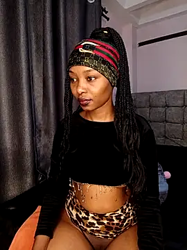 Licia harvin online show from November 30, 2025, 9:32 am