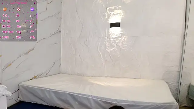 zorravioletta1 online show from February 3, 2026, 11:59 am