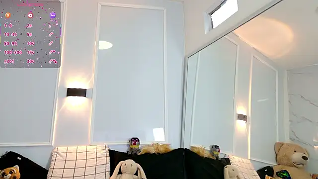 zorravioletta1 online show from February 24, 2026, 11:44 am