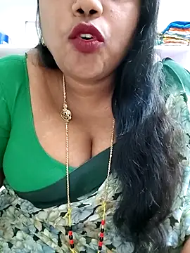 Snapshot of Swapna_143 chatting on December 16, 2025, 4:44 pm Swapna 143 online show from December 16, 2025, 4:44 pm