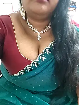 Snapshot of Swapna_143 chatting on February 15, 2026, 5:01 pm Swapna 143 online show from February 15, 2026, 5:01 pm