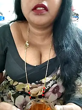 Snapshot of Swapna_143 chatting on February 23, 2026, 2:57 am Swapna 143 online show from February 23, 2026, 2:57 am