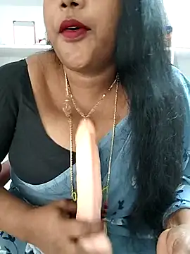 Snapshot of Swapna_143 chatting on December 18, 2025, 5:01 am Swapna 143 online show from December 18, 2025, 5:01 am