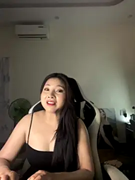 MiMi 0293 online show from December 20, 2025, 1:36 pm