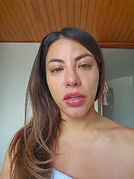 Snapshot of Karen_San_Miguel chatting on December 14, 2025, 3:50 pm Karen San Miguel online show from December 14, 2025, 3:50 pm