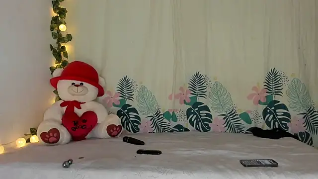 Snapshot of Dear_anne chatting on March 13, 2025, 4:49 am Dear anne online show from March 13, 2025, 4:49 am