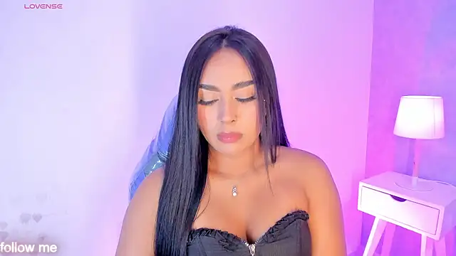 Cameliaa Smiith online show from March 21, 2026, 3:52 am