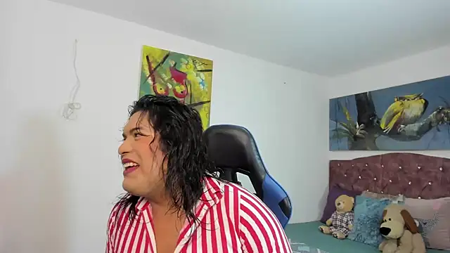 Margoth Montilla online show from November 26, 2025, 12:54 am