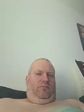 ShyBoy1982 online show from April 27, 2026, 11:19 am