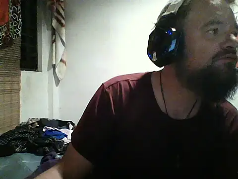 Snapshot of LECHEBALLS chatting on October 21, 2025, 1:16 am LECHEBALLS online show from October 21, 2025, 1:16 am