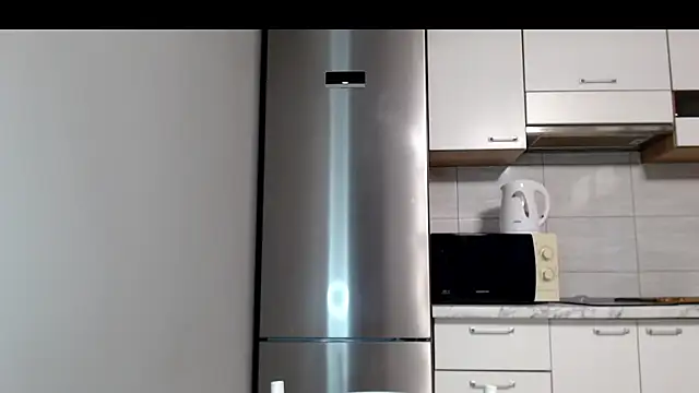 Snapshot of SierraSky_ chatting on May 18, 2026, 5:18 pm SierraSky online show from May 18, 2026, 5:18 pm