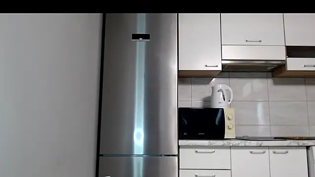 Snapshot of SierraSky_ chatting on May 28, 2026, 5:19 pm SierraSky online show from May 28, 2026, 5:19 pm