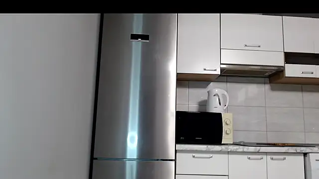 Snapshot of SierraSky_ chatting on May 14, 2026, 5:21 pm SierraSky online show from May 14, 2026, 5:21 pm