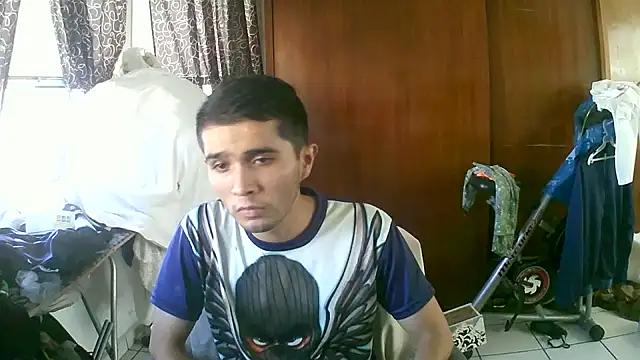 Snapshot of jperezofficial1 chatting on October 19, 2025, 10:12 pm jperezofficial1 online show from October 19, 2025, 10:12 pm