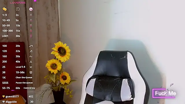 Snapshot of AdharaaMoon chatting on February 18, 2026, 11:17 am AdharaaMoon online show from February 18, 2026, 11:17 am