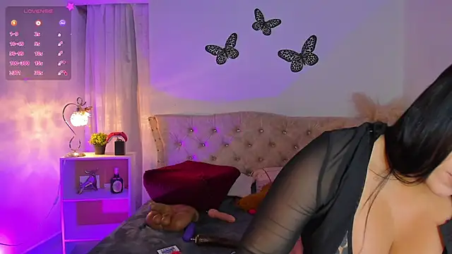 Snapshot of Sarahballiston_ chatting on November 7, 2025, 1:10 am Sarahballiston online show from November 7, 2025, 1:10 am