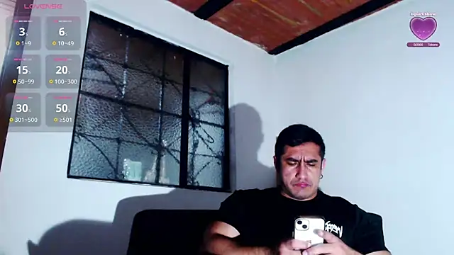 Snapshot of willian_m777 chatting on July 17, 2026, 4:32 am willian m777 online show from July 17, 2026, 4:32 am