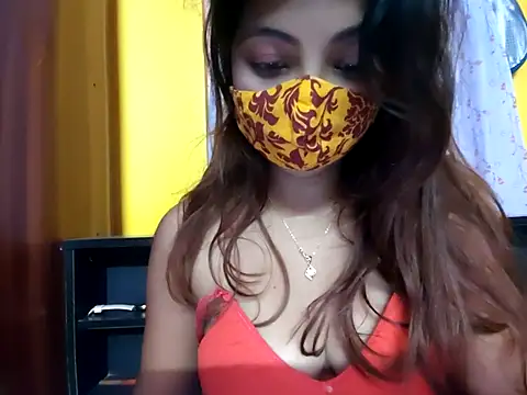 Snapshot of cutesoma2 chatting on October 5, 2025, 6:53 pm cutesoma2 online show from October 5, 2025, 6:53 pm