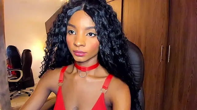 Snapshot of alikahouston4 chatting on October 27, 2025, 4:13 am alikahouston4 online show from October 27, 2025, 4:13 am