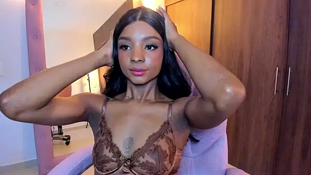 alikahouston4 online show from March 5, 2026, 2:19 am