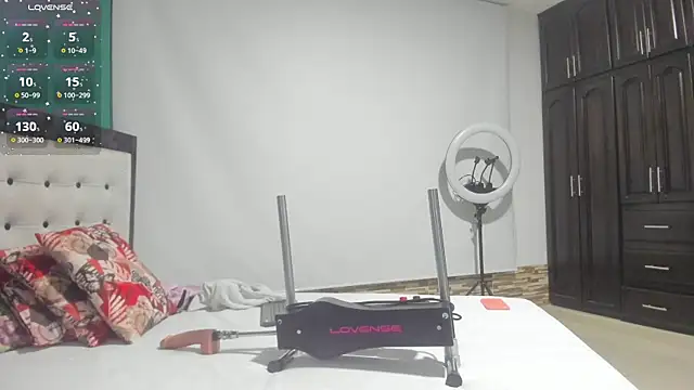 SelenaGmez online show from February 25, 2025, 10:04 am