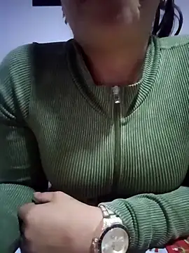 Snapshot of Hannamariana chatting on November 7, 2025, 12:04 am Hannamariana online show from November 7, 2025, 12:04 am