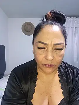 Snapshot of Gina_Myers chatting on January 14, 2026, 2:15 am Gina Myers online show from January 14, 2026, 2:15 am