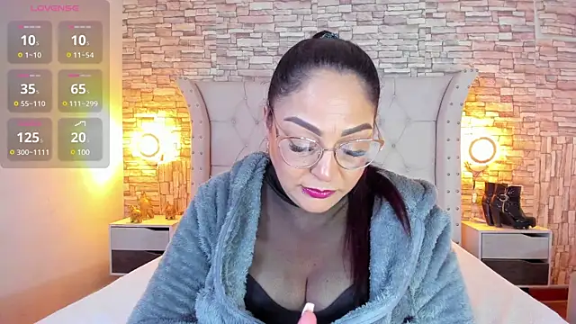 Gina Myers online show from March 6, 2025, 12:09 pm