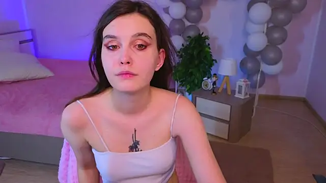 SusieMorris online show from January 28, 2025, 8:14 am