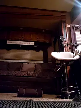 Snapshot of btmblaze chatting on December 2, 2025, 8:49 am btmblaze online show from December 2, 2025, 8:49 am