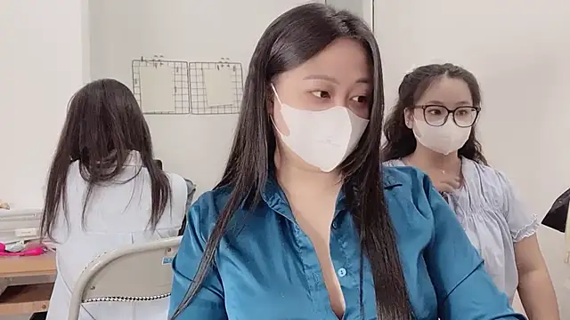 Bamboo Swetie online show from November 6, 2025, 3:16 pm