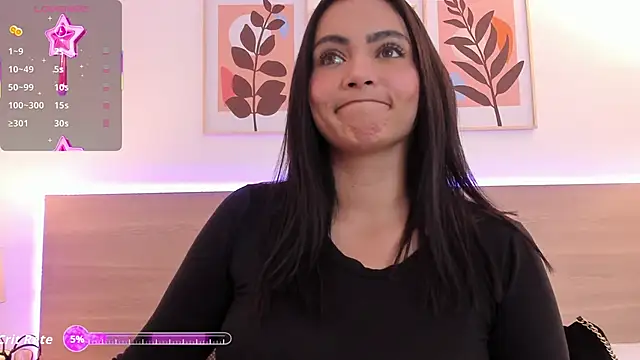 Snapshot of kareena_basu chatting on September 23, 2025, 7:10 pm kareena basu online show from September 23, 2025, 7:10 pm