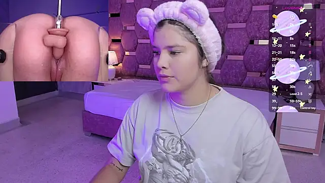 Trianna   online show from December 1, 2025, 1:45 pm