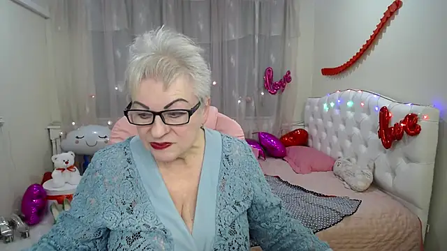 KayleSmoll online show from March 1, 2025, 1:53 am